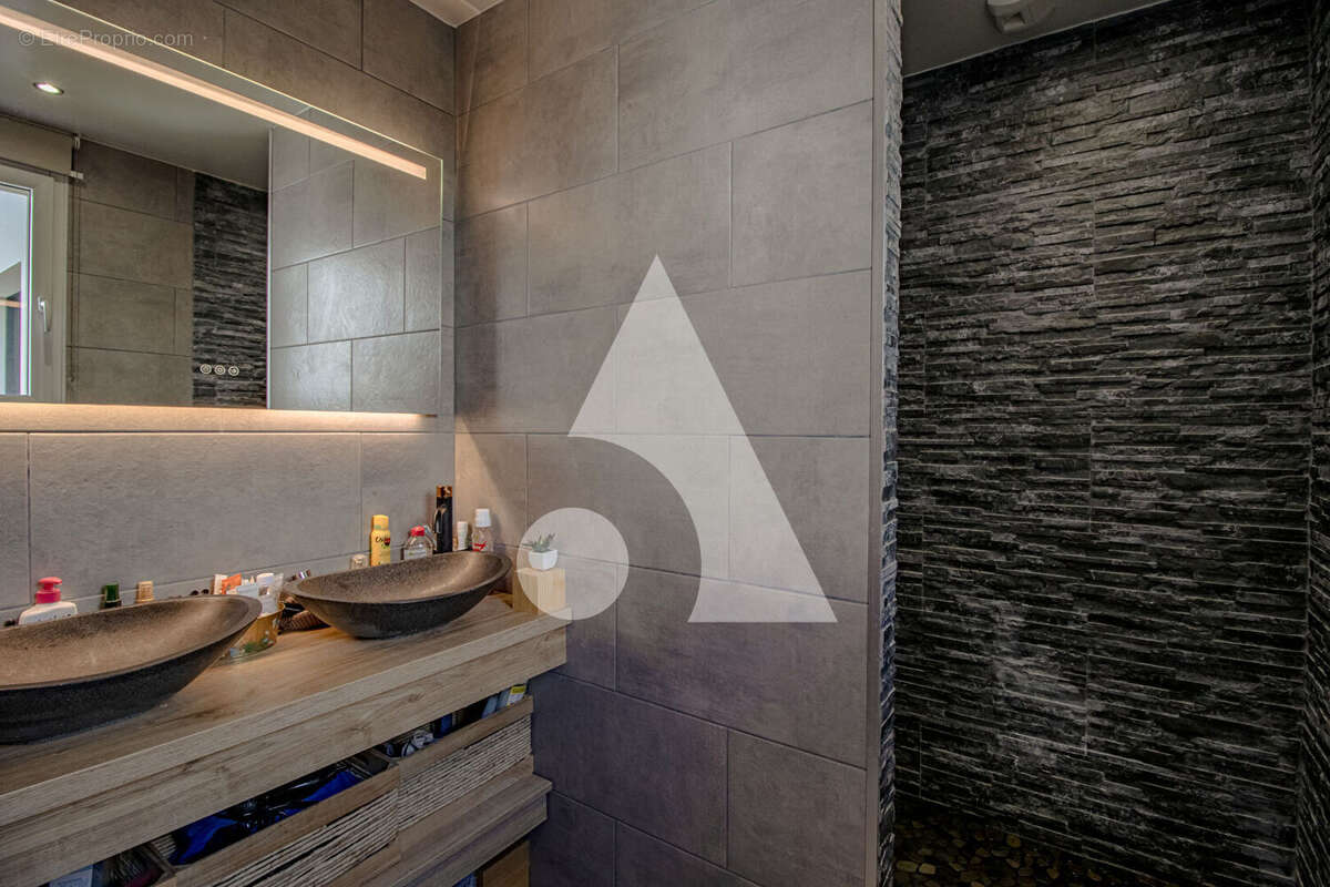 Maison à VENDEGIES-SUR-ECAILLON