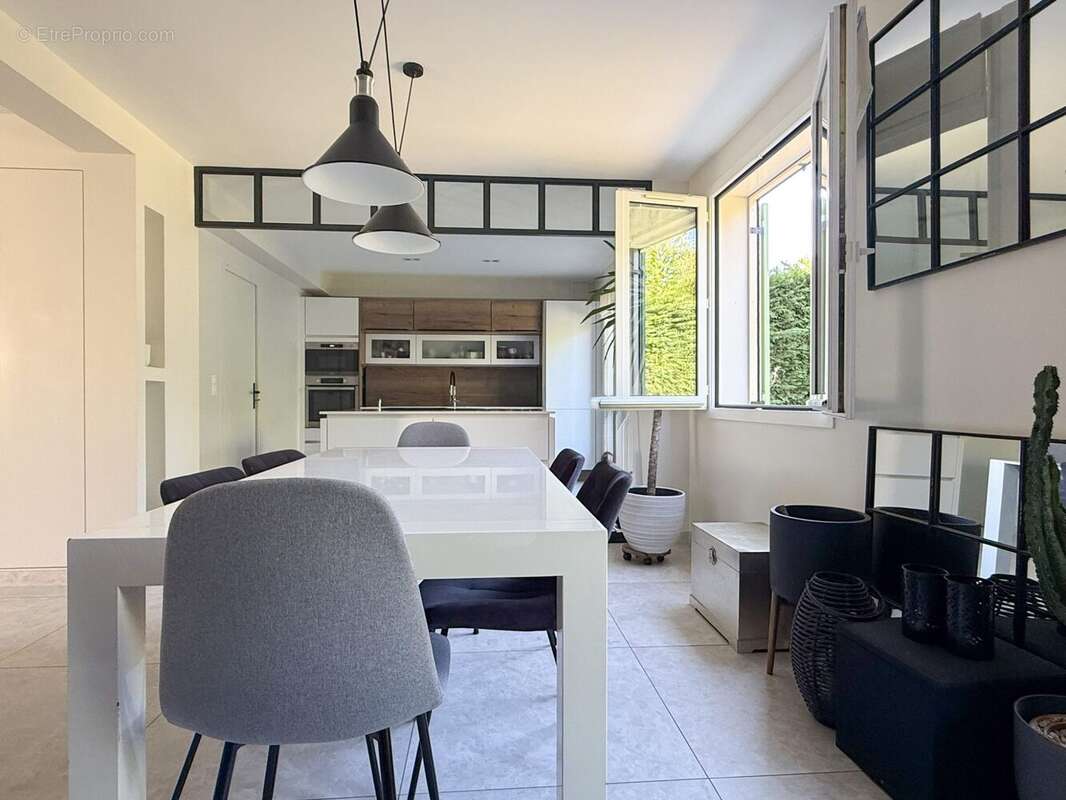 Maison à NOZAY