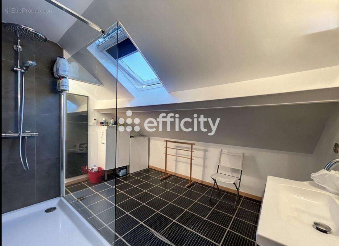 Maison à MARLY-LA-VILLE