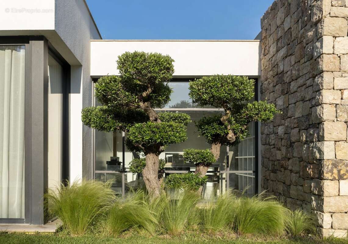 Maison à MOUGINS