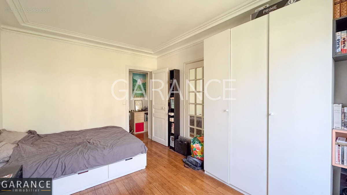 Appartement à PARIS-12E
