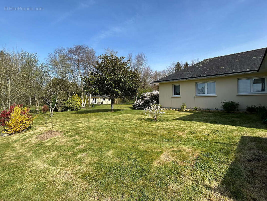 Maison à PLOUGONVEN