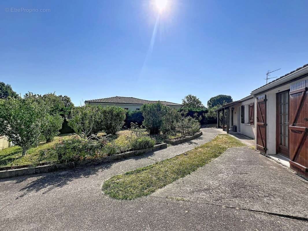Exclusivite ! quartier prise ! - photo 14