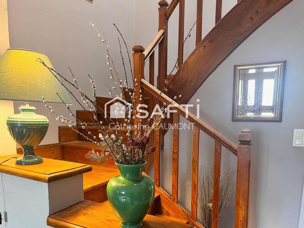 Maison 127 m² à Castres  - photo 5