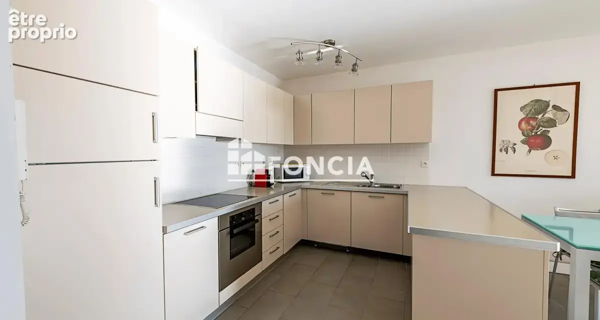 Menton garavan, 4 pieces avec terrasse et jardin vue mer, dans residence au calme avec piscine, vendu avec garage et cave - photo 5