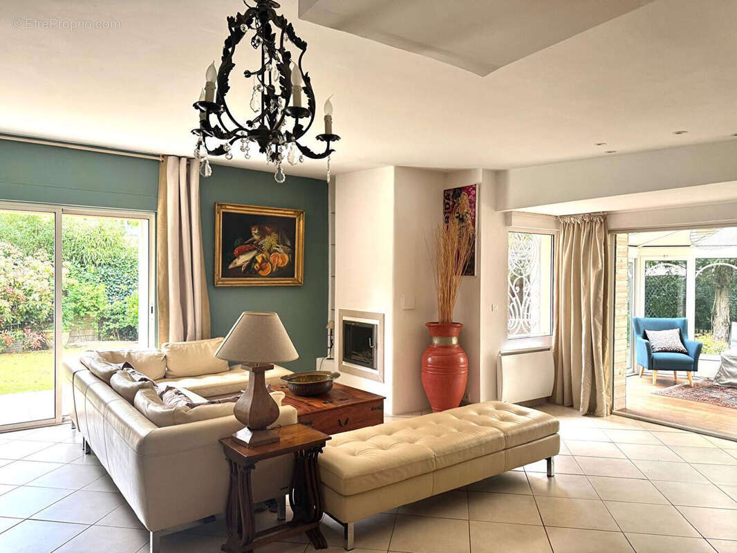 Maison à MAISONS-LAFFITTE