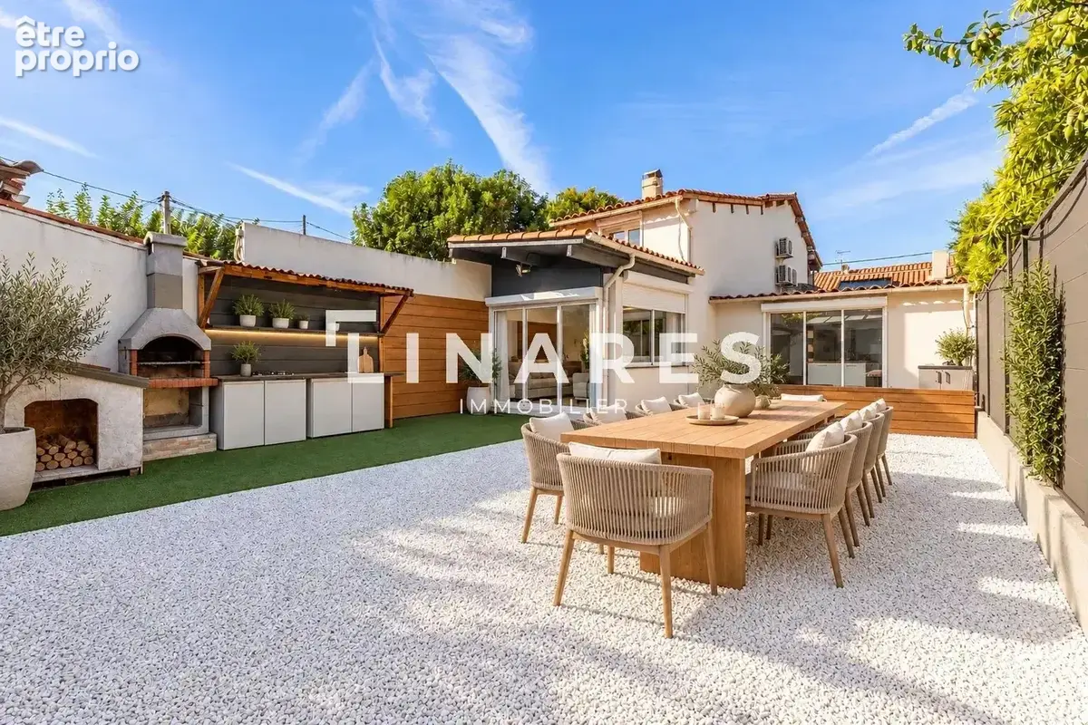DOUBLE PERSPECTIVE -  Villa T4 de 117 m² + maison de ville T3 de 56 m² – deux places de parking – Jardin – Piscine – 13010 - photo 1