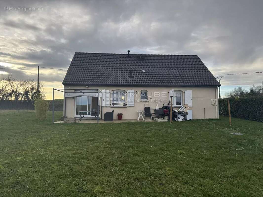 Maison à NOGENT-SUR-SEINE