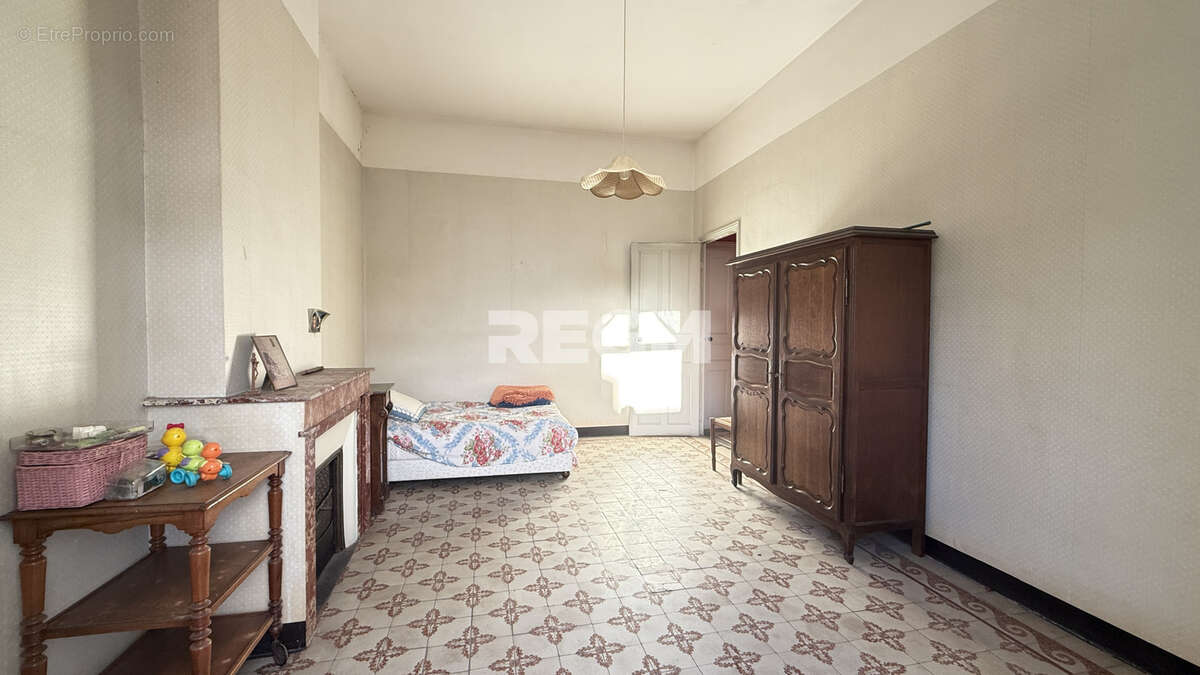 Appartement à LUNEL