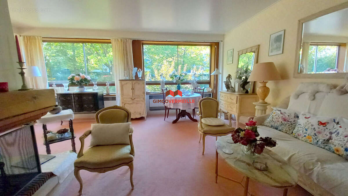 Appartement à LOUVECIENNES