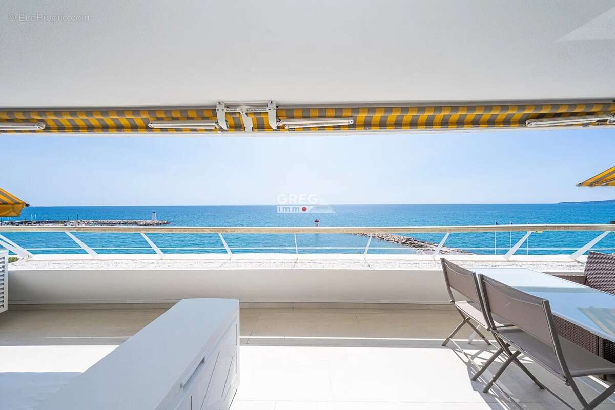Pieds dans l'eau! Appartement 3 pièces à Villeneuve-Loubet p - photo 4