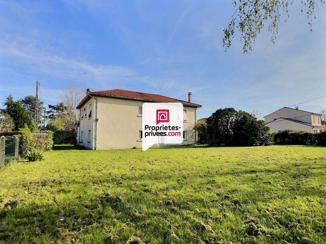 Maison à SAINT-ASTIER