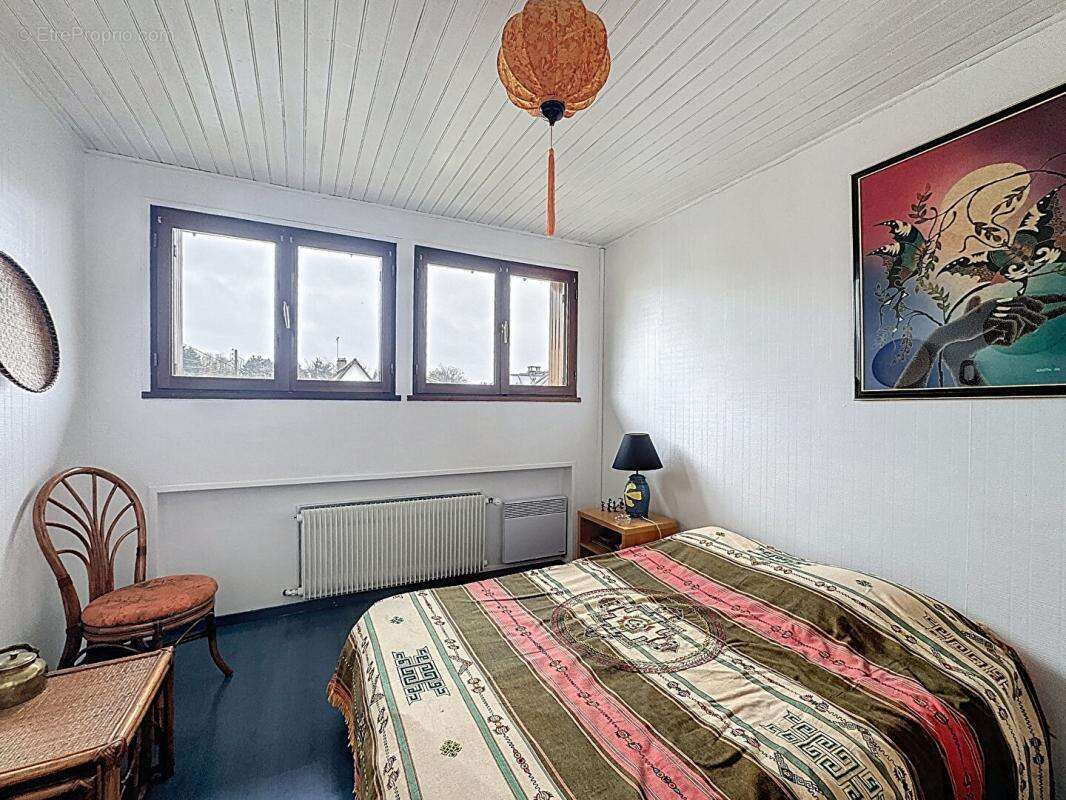 Maison à VERRIERES-LE-BUISSON