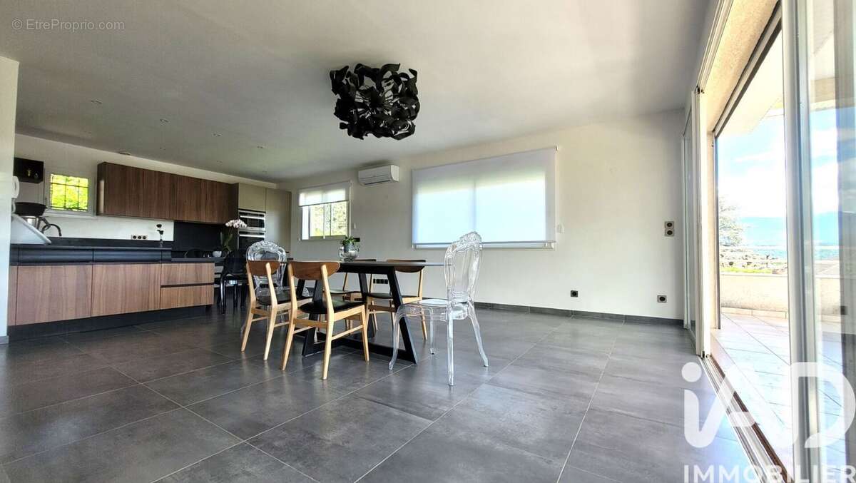 Photo 5 - Maison à CLAIX