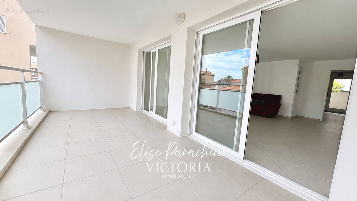 Appartement à HYERES