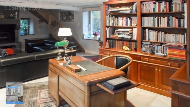 Maison à LA CHAPELLE-BICHE