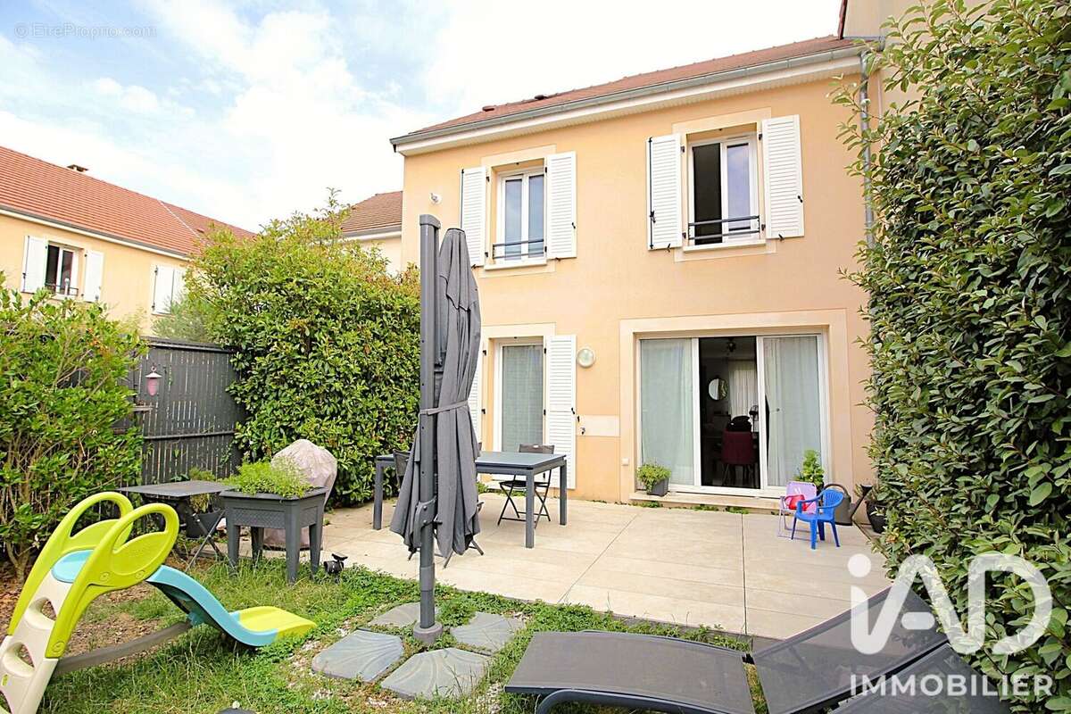 Photo 6 - Maison à VILLECRESNES