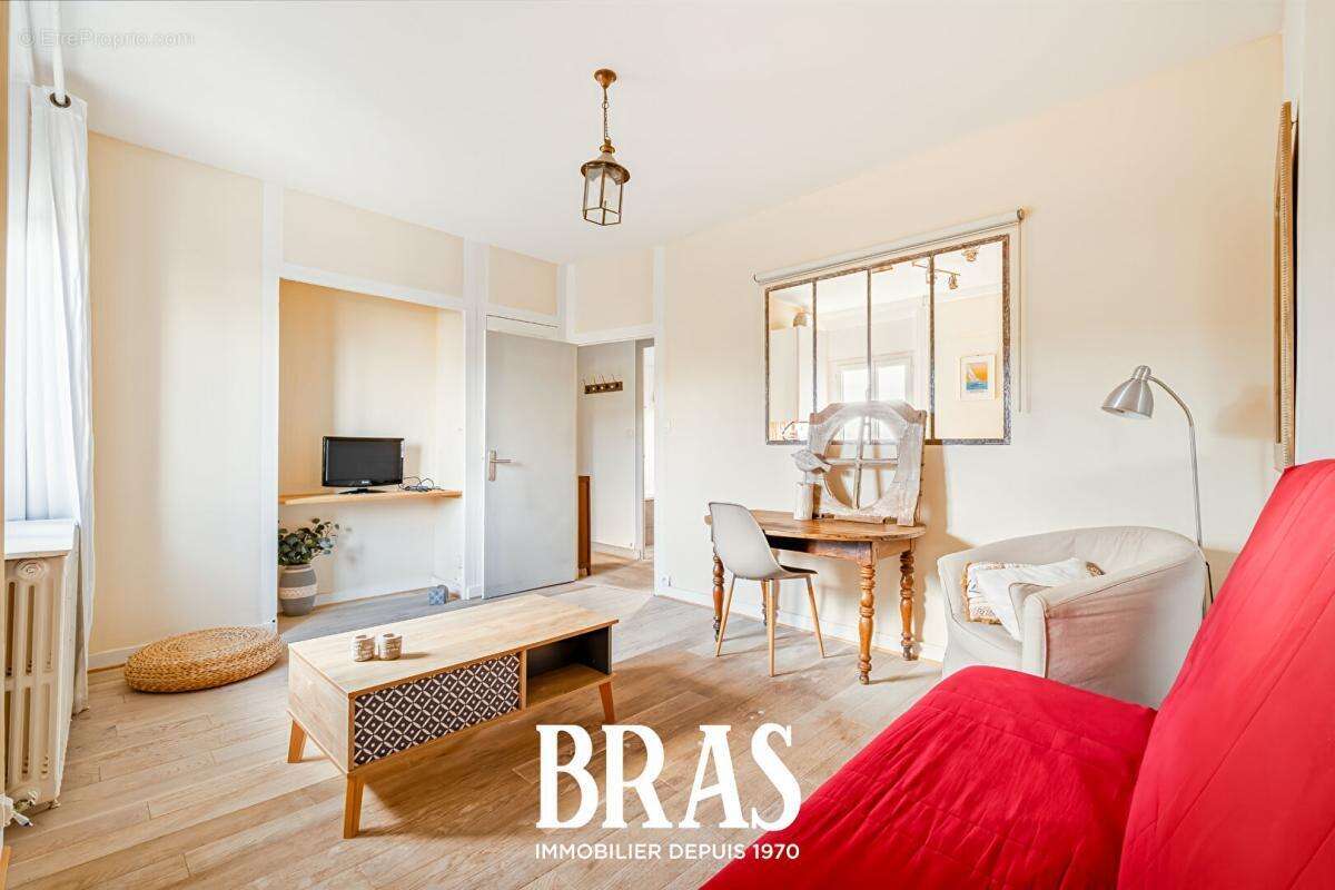 Appartement à LE POULIGUEN