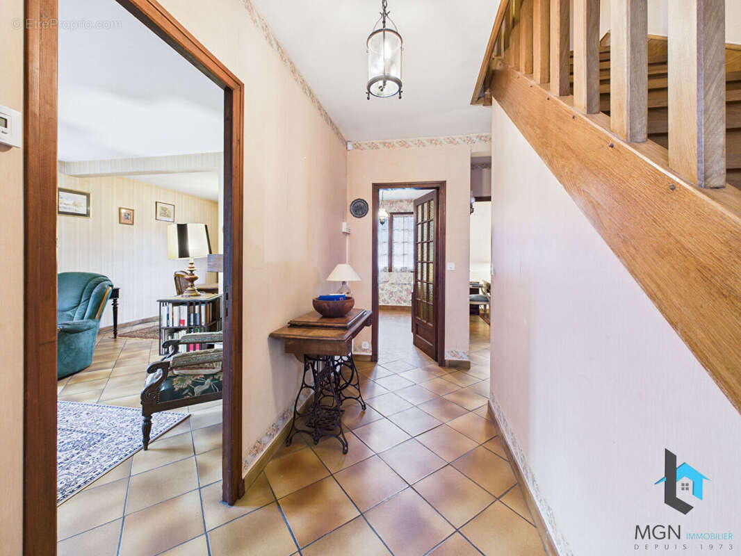 Maison 4 chambres - proche Nogent le Roi - photo 6