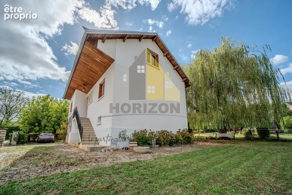 Grande maison familiale sur sous-sol complet, terrain constructible et vue sur les vignes ! - photo 14