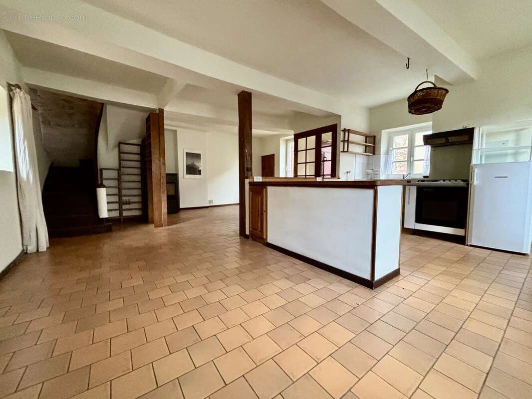 Maison à CAUNES-MINERVOIS