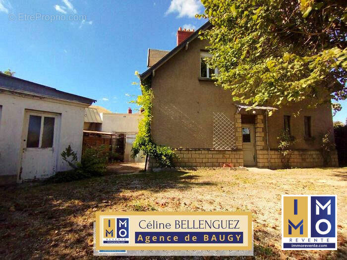 Appartement à AVORD