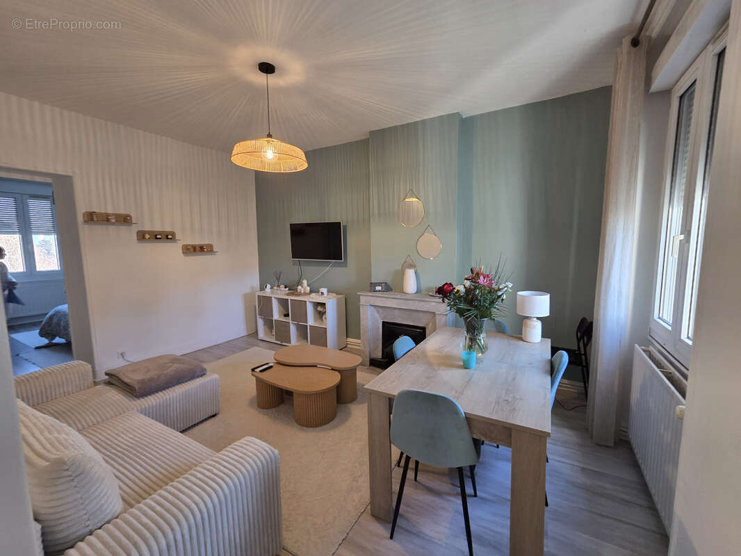 Appartement à SAINT-ETIENNE