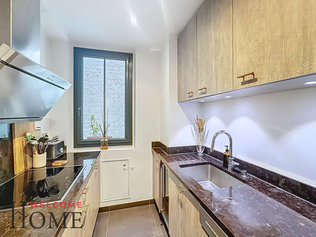 Appartement à LEVALLOIS-PERRET