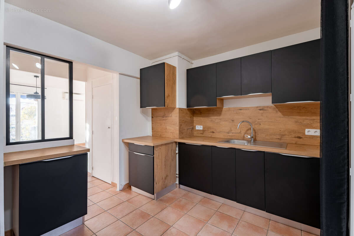 Appartement à MARSEILLE-15E