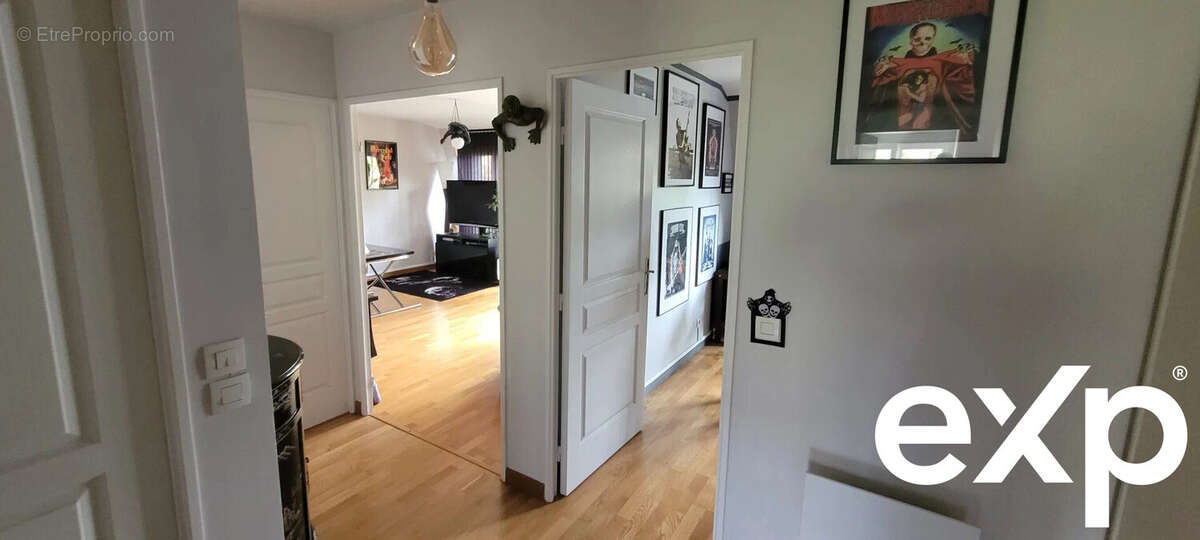 Appartement à LA GARENNE-COLOMBES