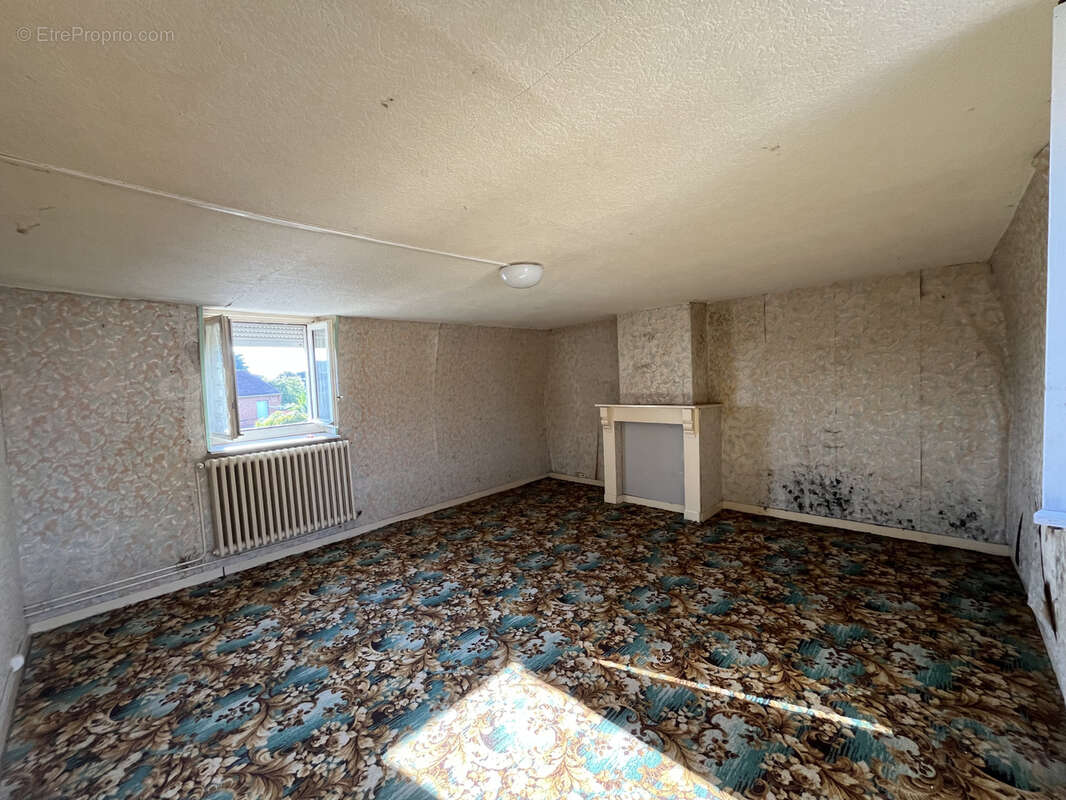 Maison à COURCELLES-LES-LENS