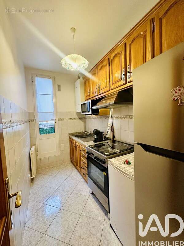 Photo 3 - Appartement à ASNIERES-SUR-SEINE