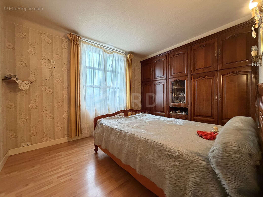 Maison à COSNE-COURS-SUR-LOIRE