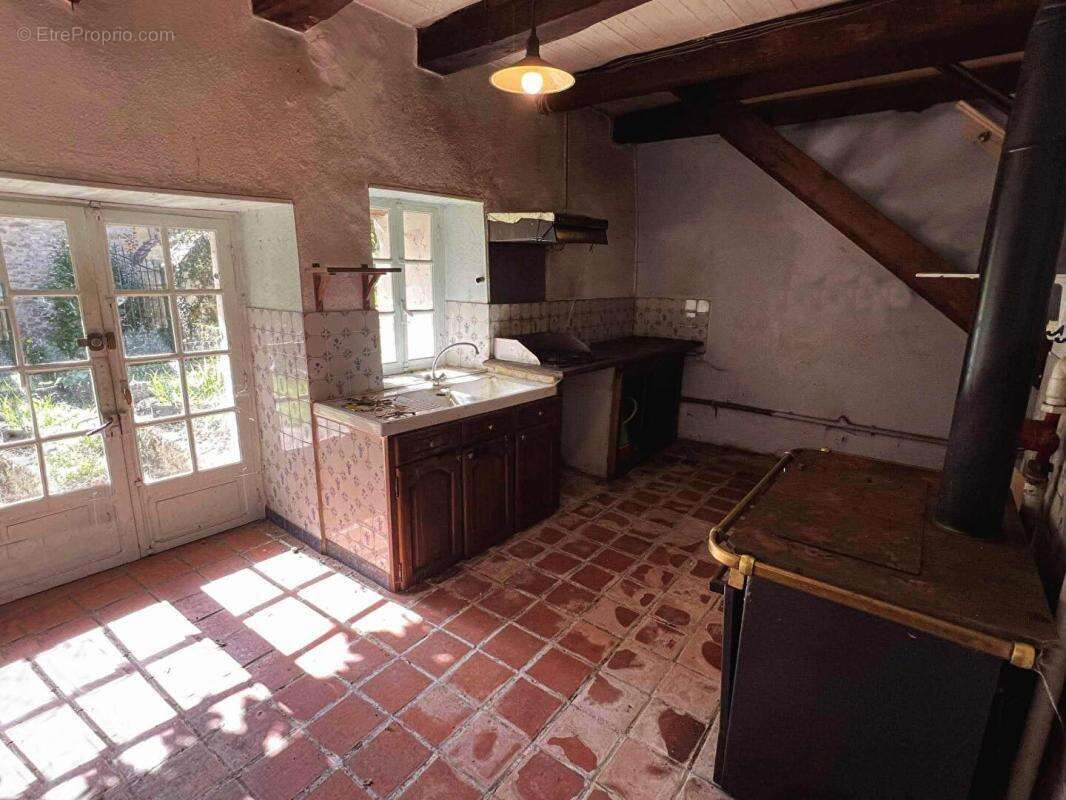 Maison St Raphael 7 pièce(s) 180 m2 - photo 4