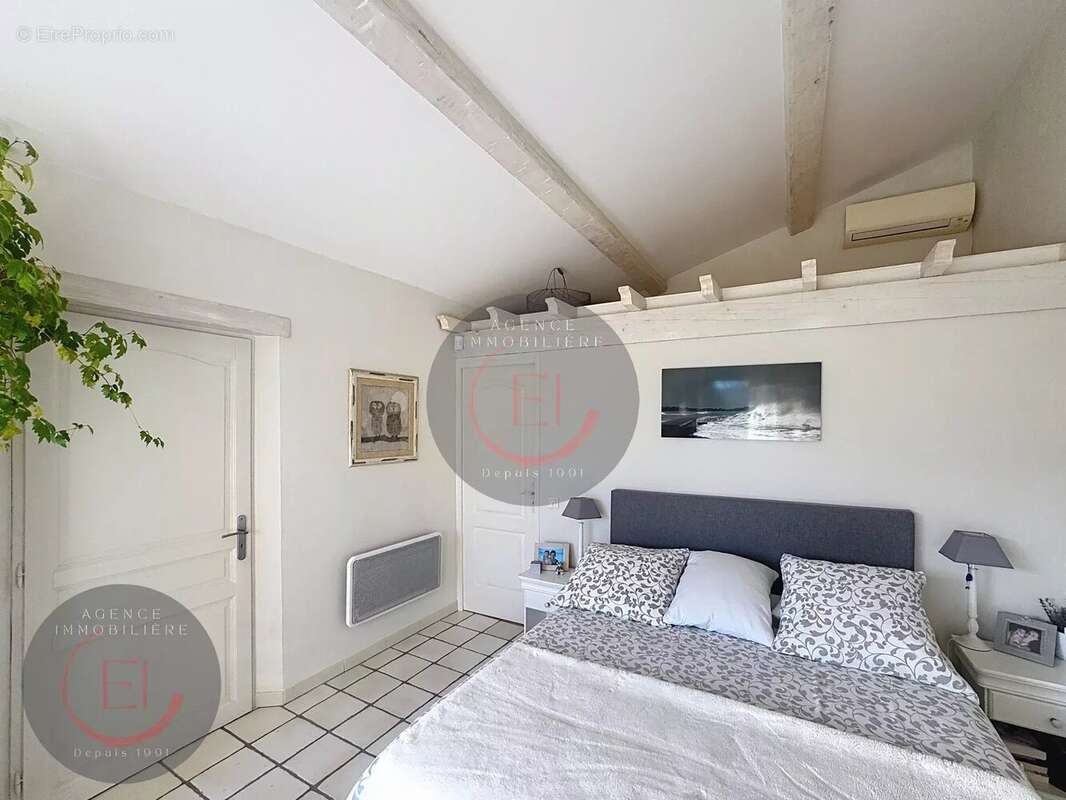 Maison à LES ADRETS-DE-L'ESTEREL