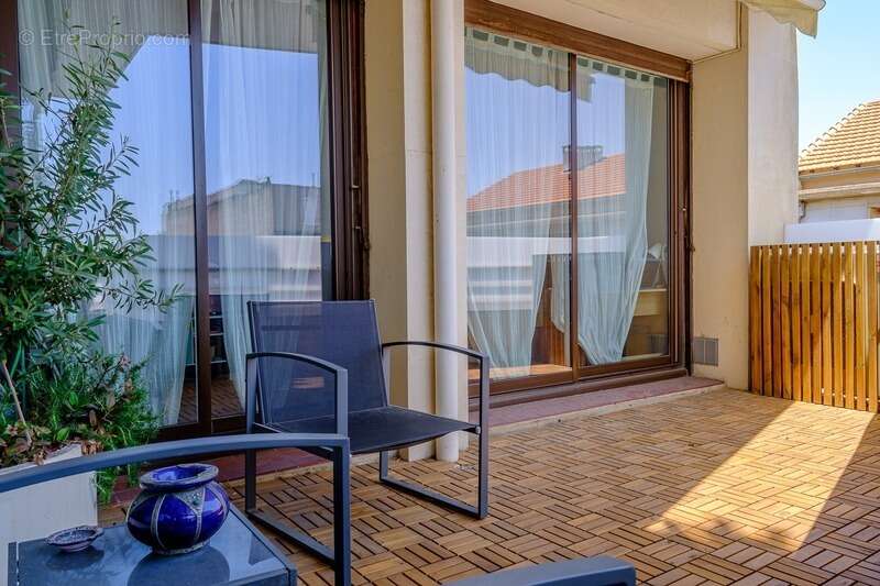 Appartement à MARSEILLE-8E