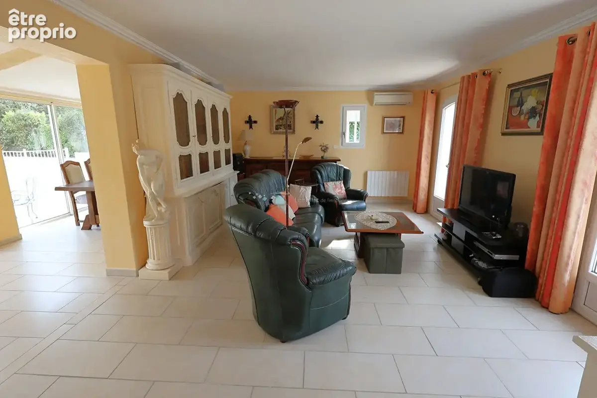 Villa Peymeinade 5 pièce(s) 135 m² avec piscine 1744 m² de terrain - photo 6