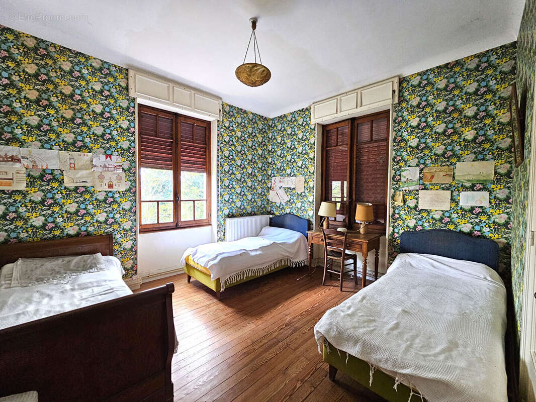 Maison à CHAMPAGNEUX