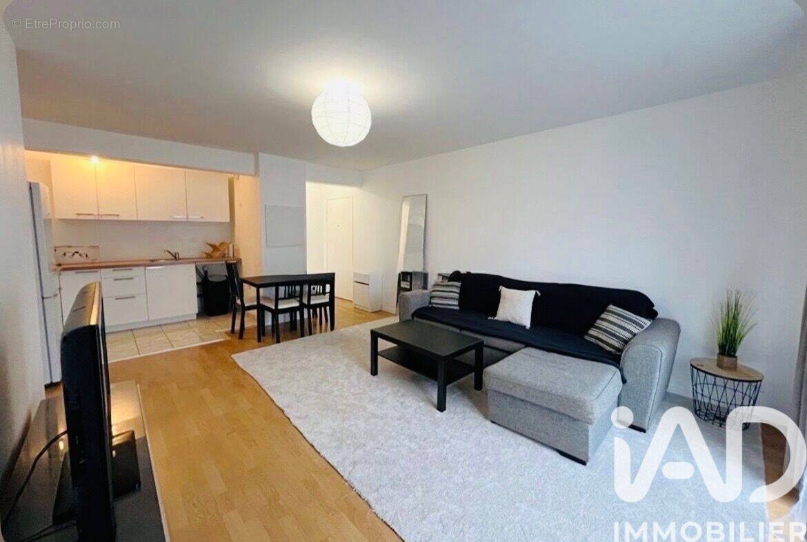 Photo 1 - Appartement à SAVIGNY-LE-TEMPLE