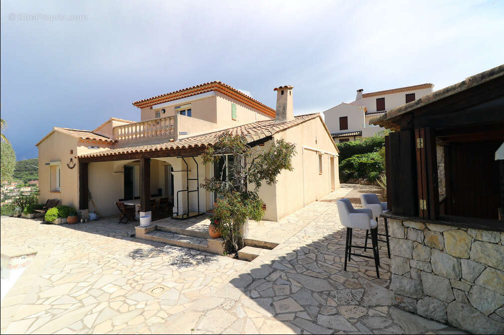 Maison à LA TURBIE