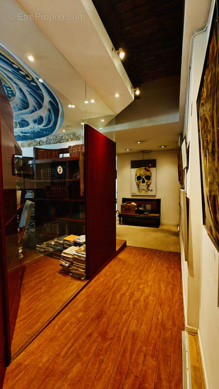 Appartement à MARSEILLE-6E