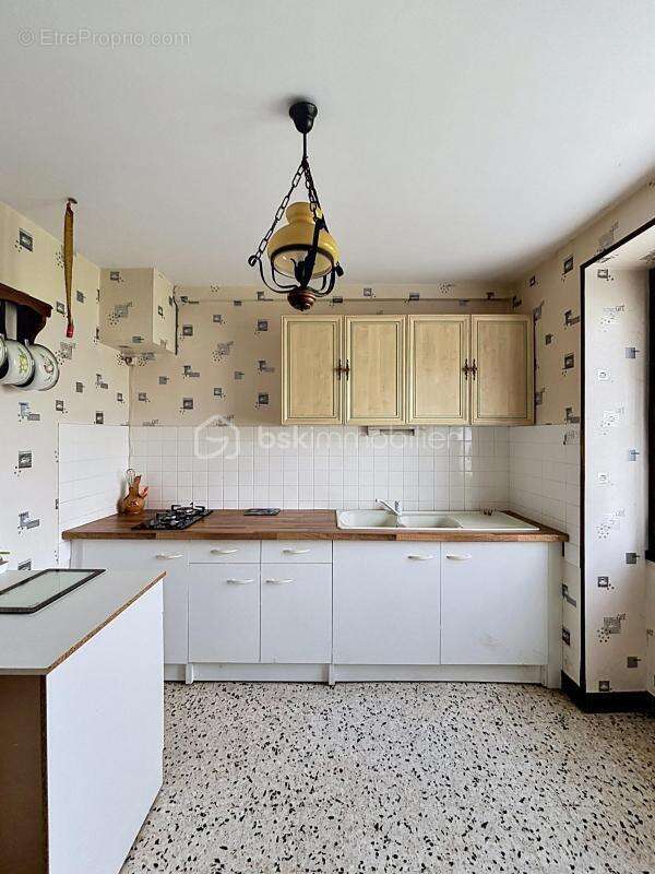 Maison de plain-pied située à Connantre - photo 7