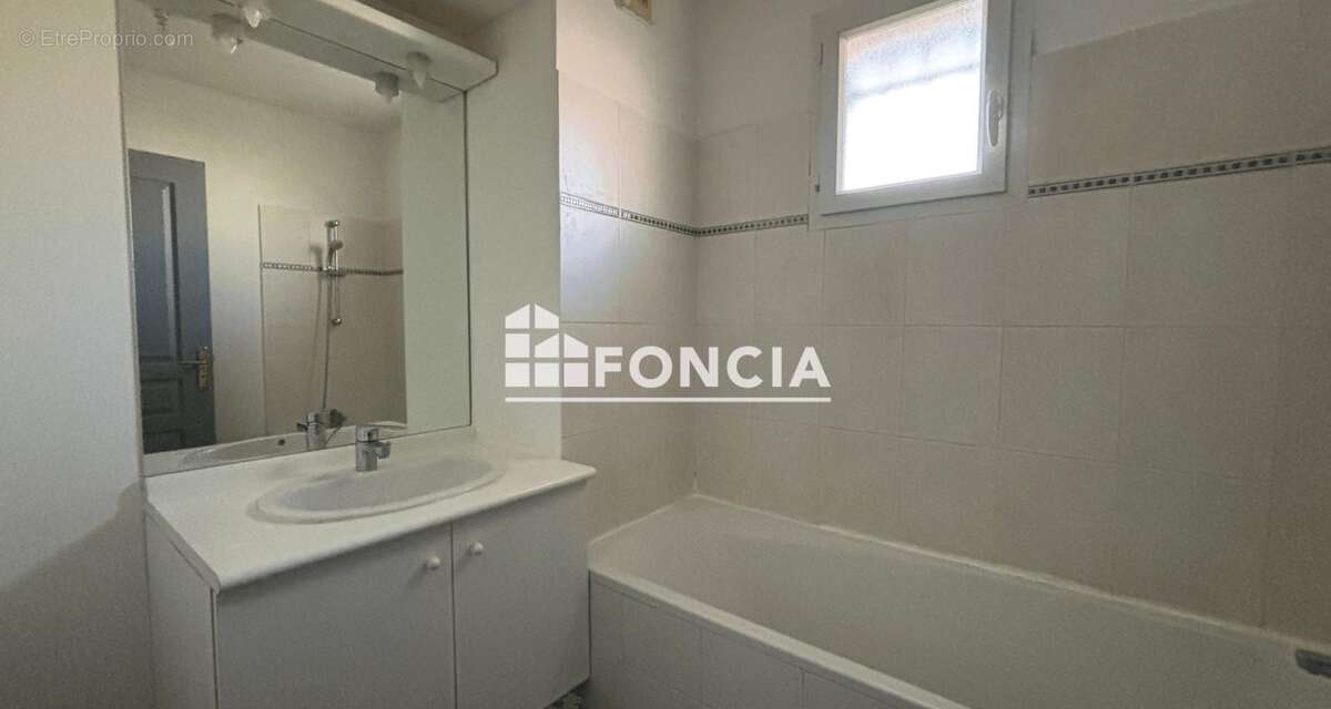 Appartement à LE PONTET