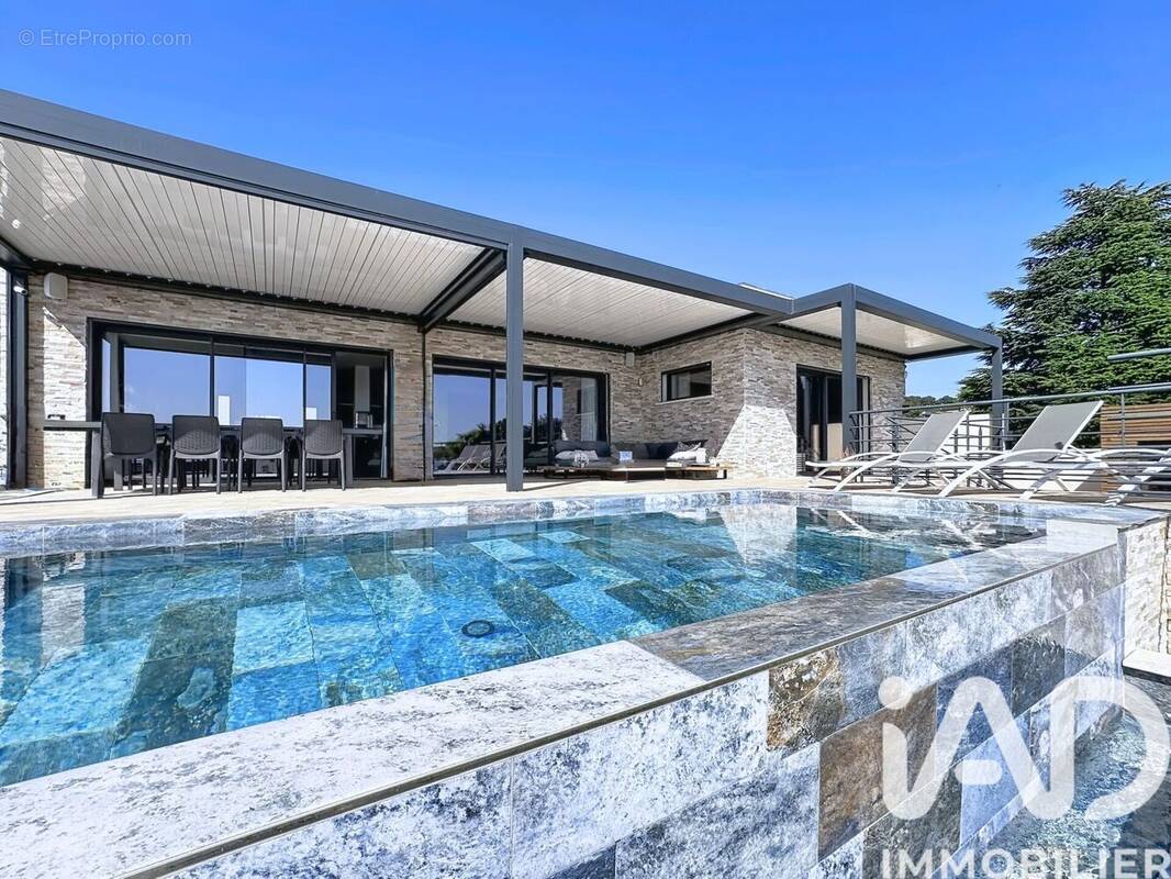 Photo 1 - Maison à ISTRES