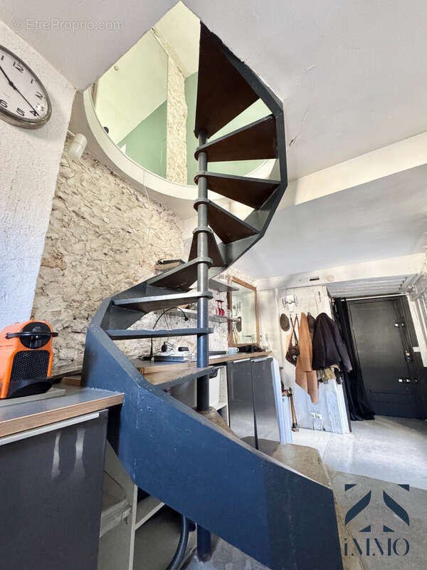 Appartement à PARIS-3E