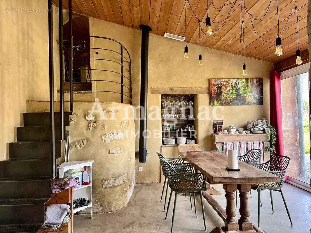 Maison à ROQUEBRUNE