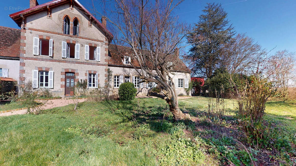 Maison à CRESSANGES