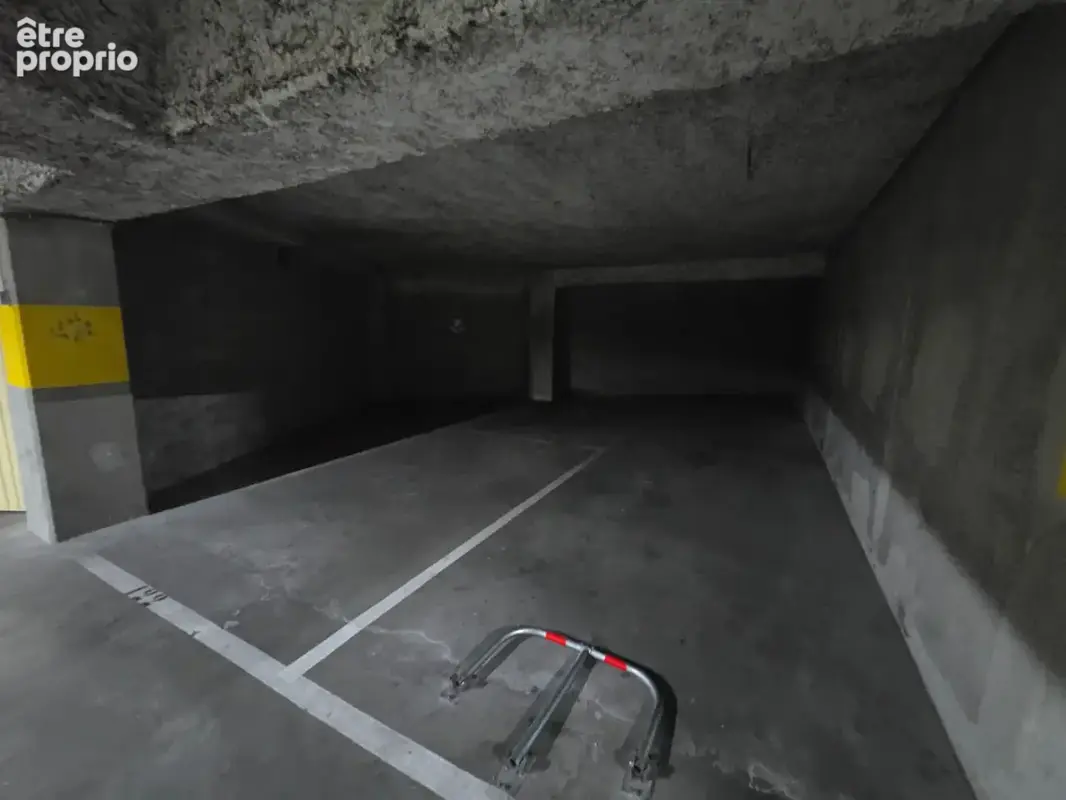 PARKINGS Bachut / Monplaisir - photo 3
