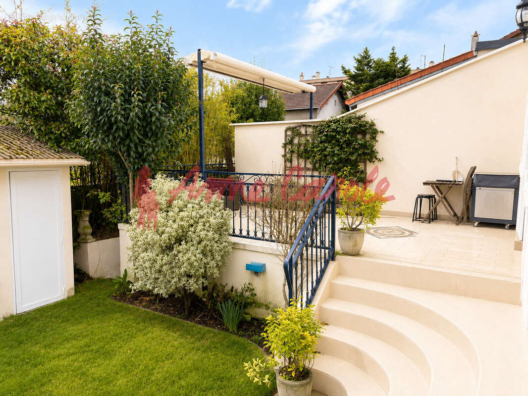 Maison à CHAMPIGNY-SUR-MARNE
