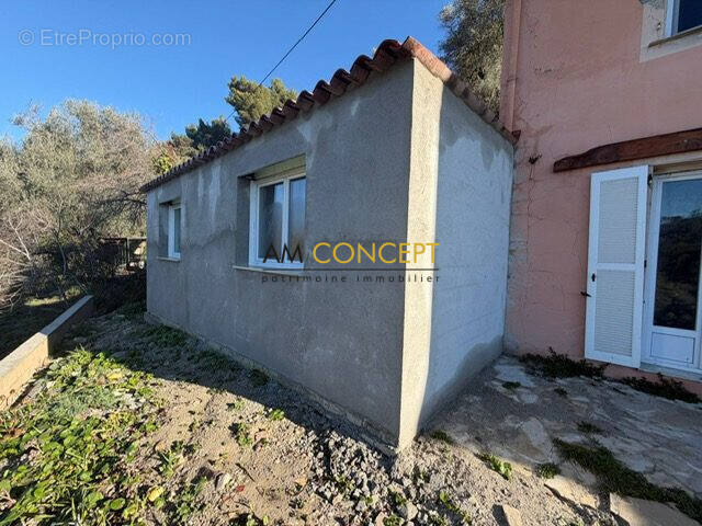 Appartement à L'ESCARENE